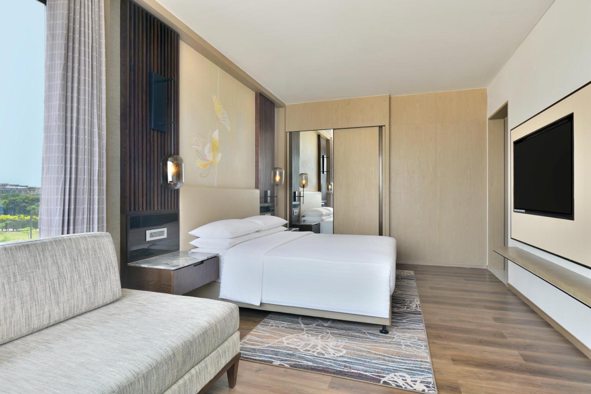 Courtyard By Marriott Gorakhpur Hotel Buitenkant foto