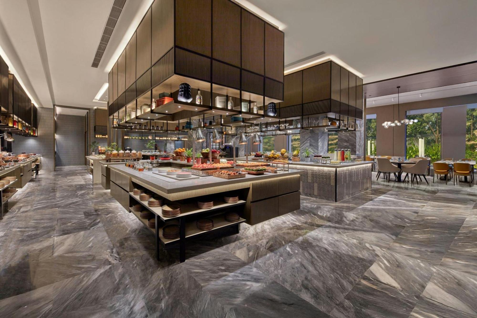 Courtyard By Marriott Gorakhpur Hotel Buitenkant foto